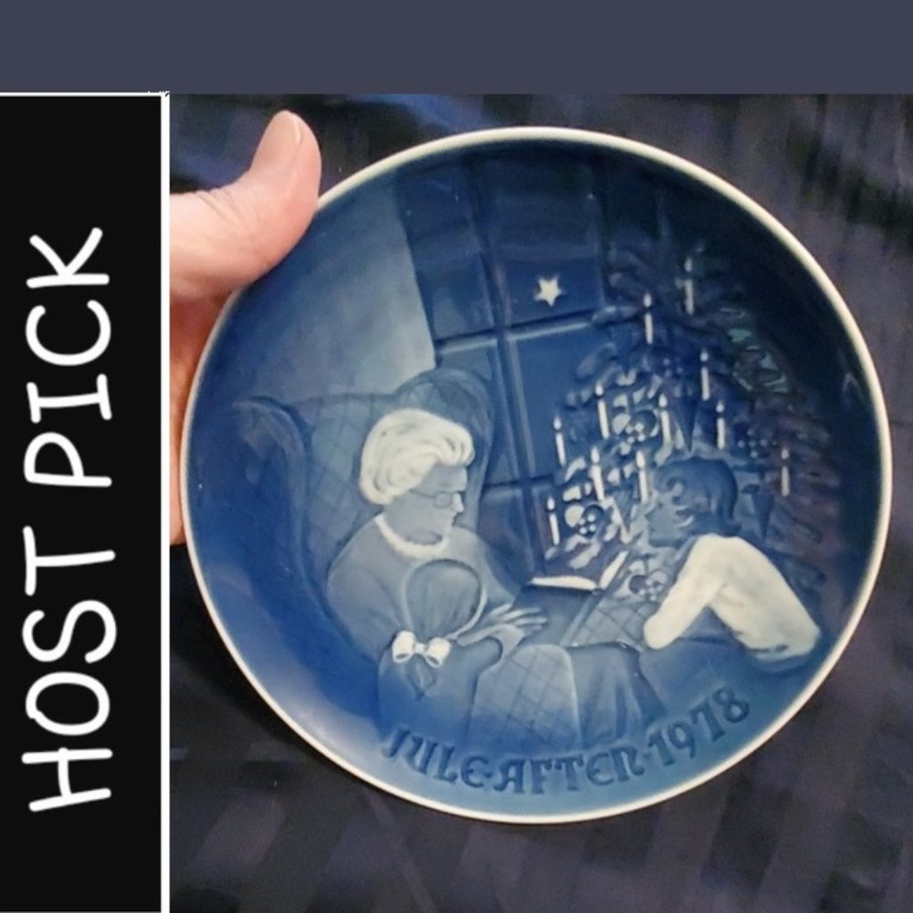 Decorative Blue Porcelain A Christmas Tale Plate